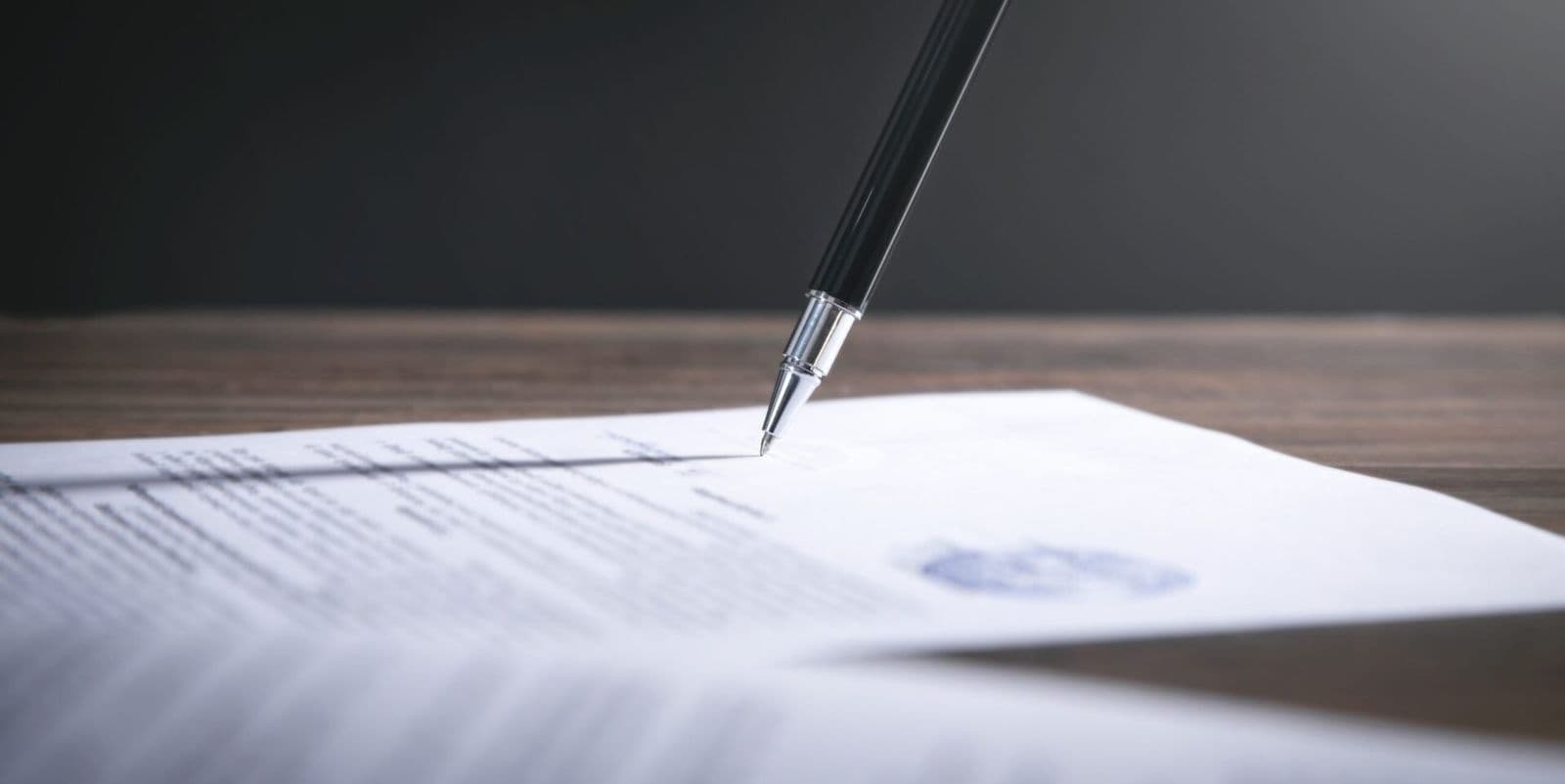 Pen,Signing,In,Contract.,Business