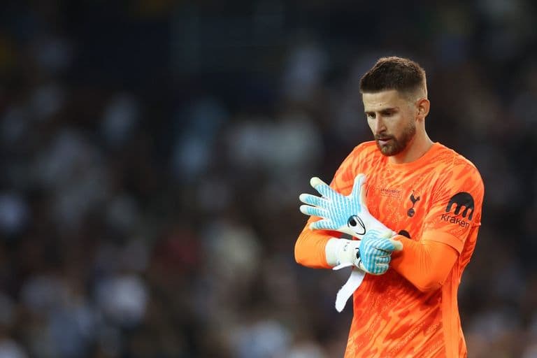 Guglielmo Vicario playing for Tottenham