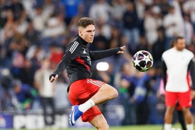 Heorhiy Sudakov playing for Benfica