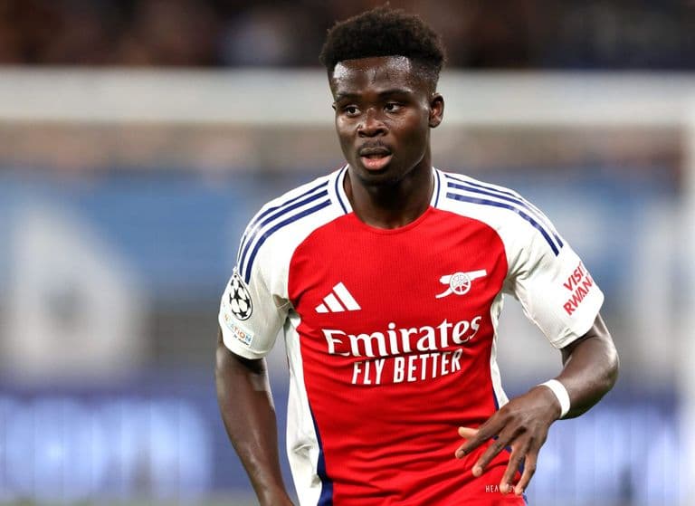 Bukayo Saka playing for Arsenal